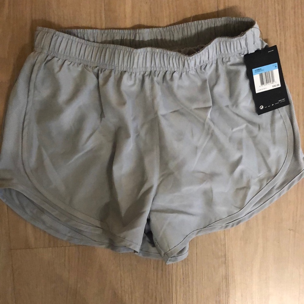 Nike Women’s Tempo Running Short